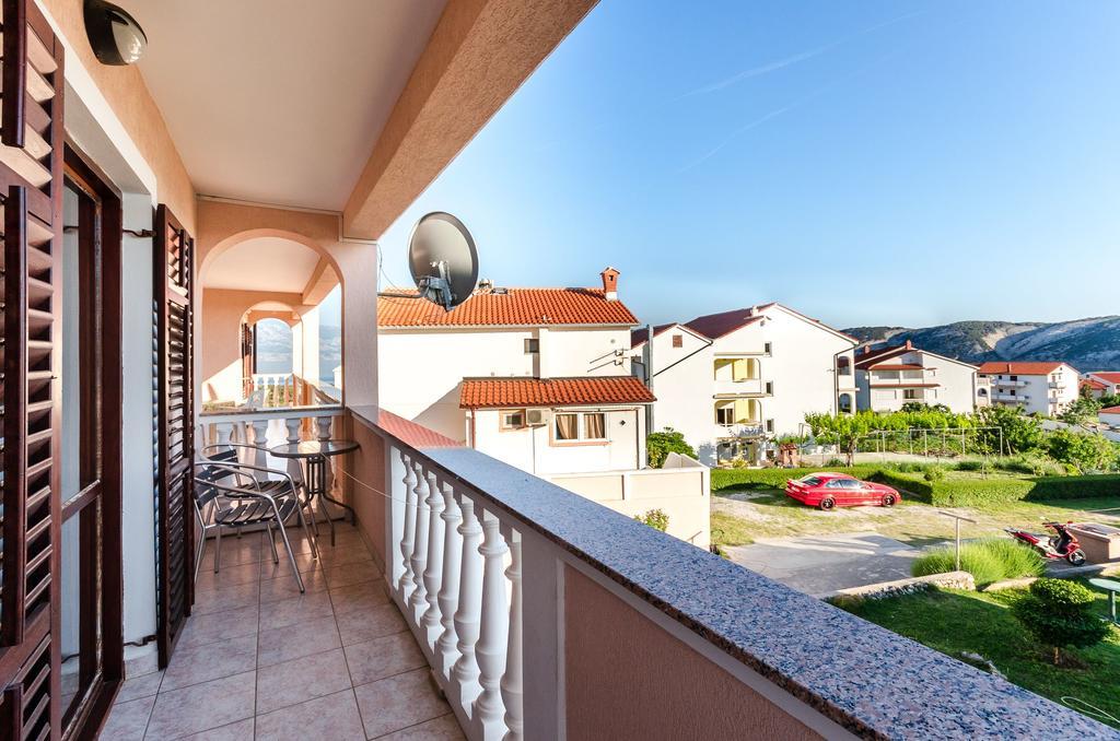 Apartments Dragan Lopar Bagian luar foto
