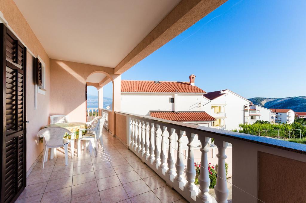 Apartments Dragan Lopar Bagian luar foto
