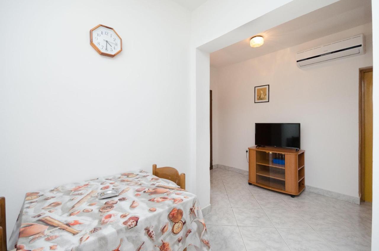 Apartments Dragan Lopar Ruang foto